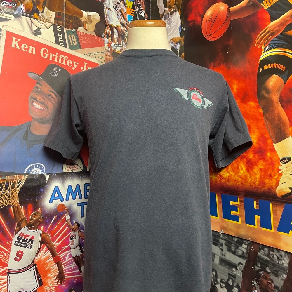 Vintage 90s Reebok Pump Basketball‎ Tee Black Single Stitch USA Made Sz Medium